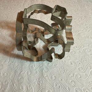 Vintage Tomado Holland 6 sided cookie cutter